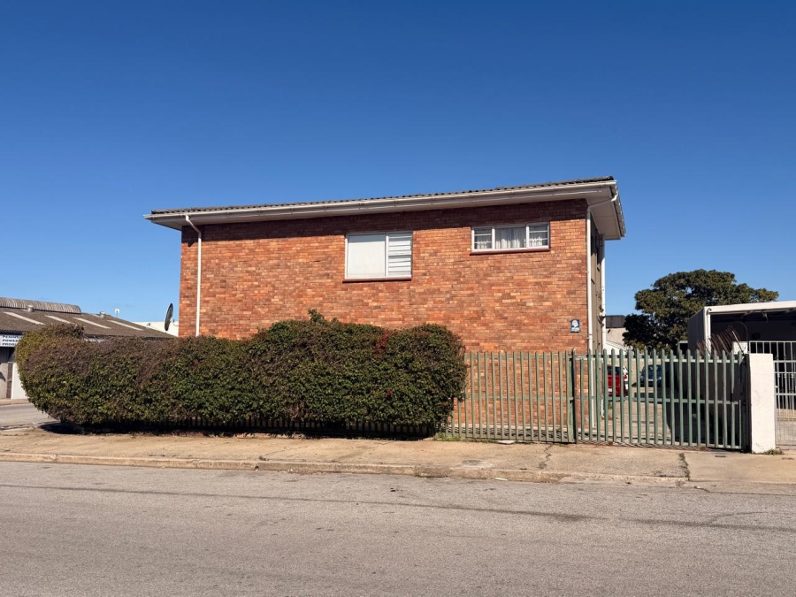 16 Bedroom Property for Sale in North End Eastern Cape